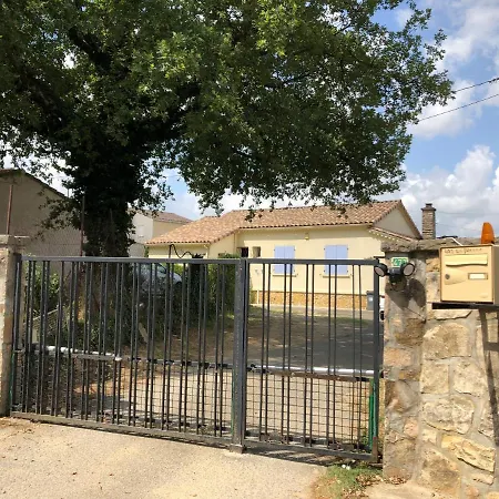 Holiday home Climatise Avec Piscine Sur Les Hauteurs De