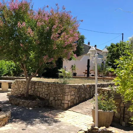 Holiday home Climatise Avec Piscine Sur Les Hauteurs De